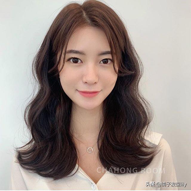 韩式发型图片女？最美大波浪发型19款